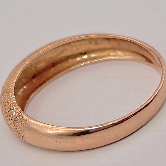 ESTATE SZ9 MILOR 14kt Italian ROSE GOLD sandblasted domed band 2.25g EUC GORG! - Picture 5 of 17